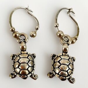 Earrings Sea Turtle Dangle Hoop Silver Tone Beach Ocean Animal Jewelry